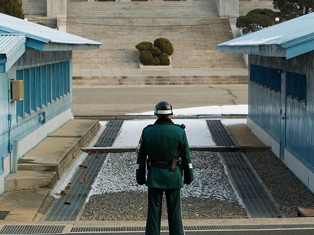 Video Captures North Korean Soldiers Dramatic Escape To Freedom Cbn News