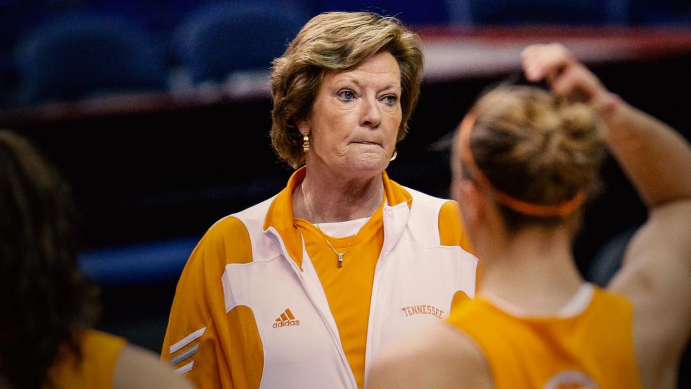 Legendary College Basketball Coach Pat Summitt Dies at 64 | CBN News