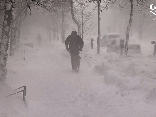 Winter Storm Jonas Leaves Thousands Stranded | CBN News
