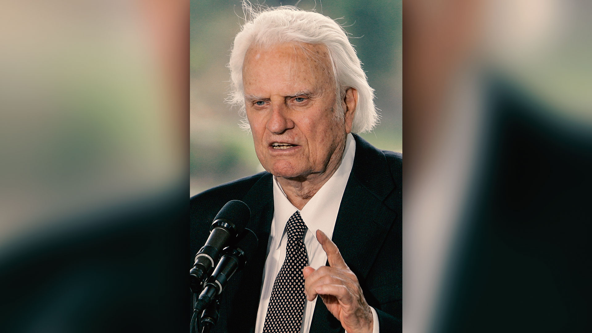 Is The Billy Graham Prayer Line Free