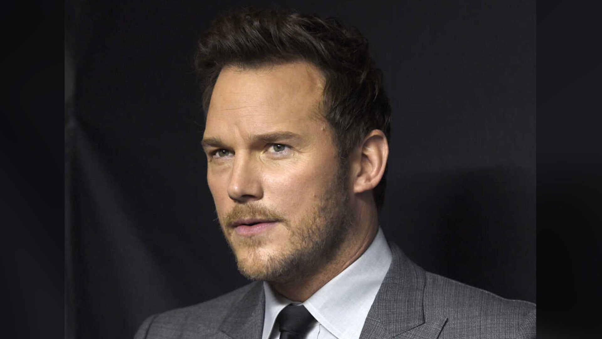 Chris Pratt has been bizarrely labeled a ‘disgraced actor’ by a reporter, revealing Joe Rogan has it all figured out