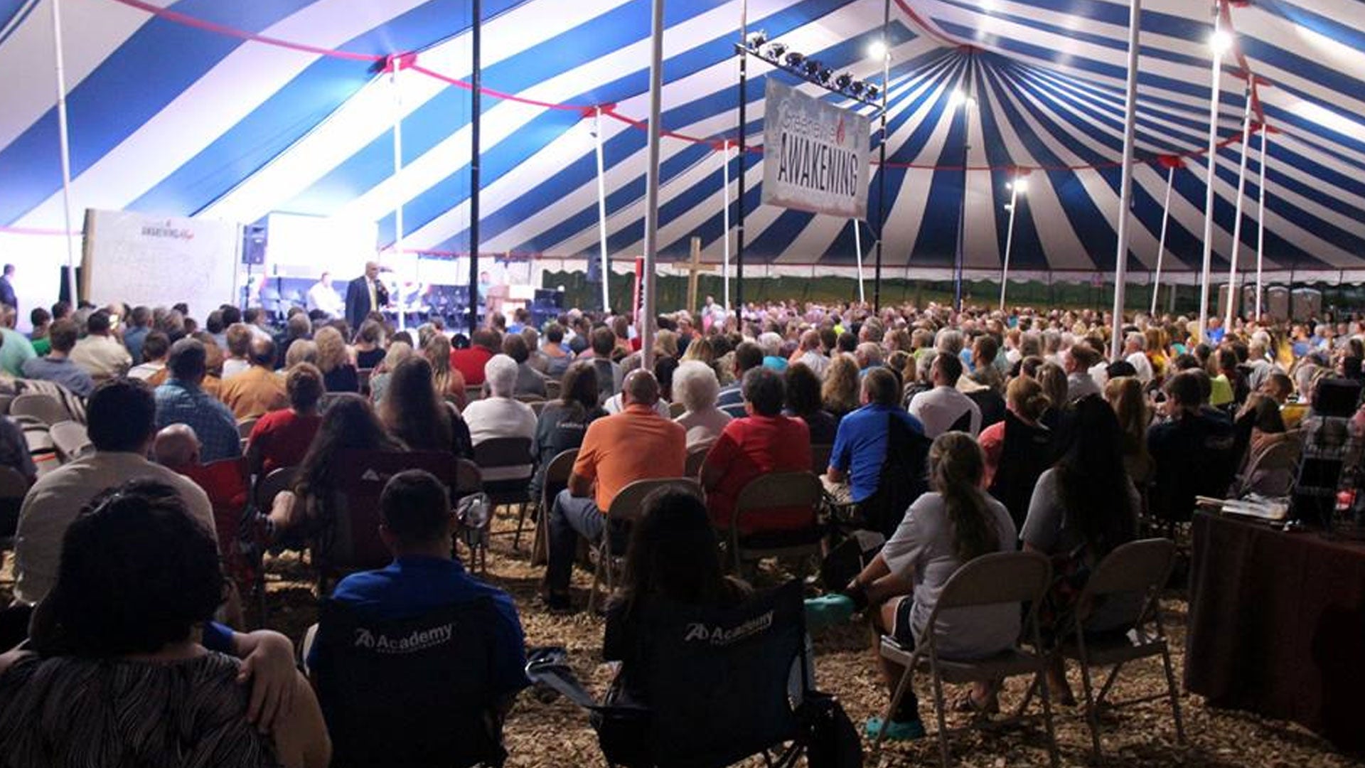 'God Is Pouring Out His Spirit' Tennessee Tent Revival in 21st Week