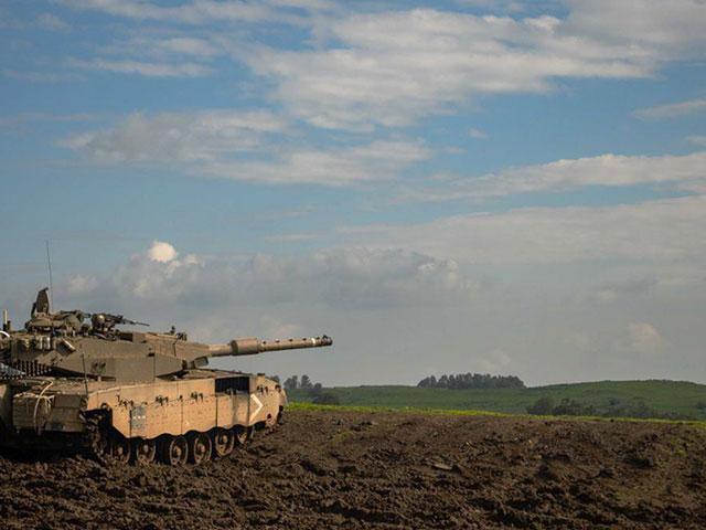 IDF tanks on high alert on the Northern border of Israel. Photo Credit: IDF.