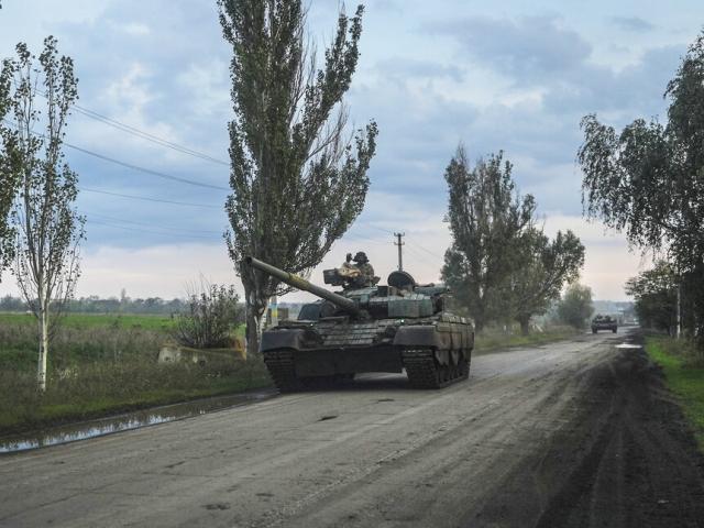 Ukrainian servicemen drive a tank on the way to Siversk, Donetsk region, Ukraine, Saturday, Oct. 1, 2022. (AP Photo/Inna Varenytsia)