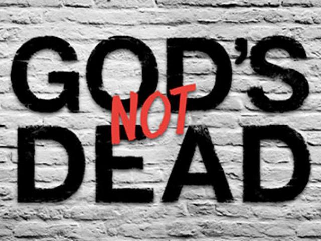 Dios No Está Muerto 