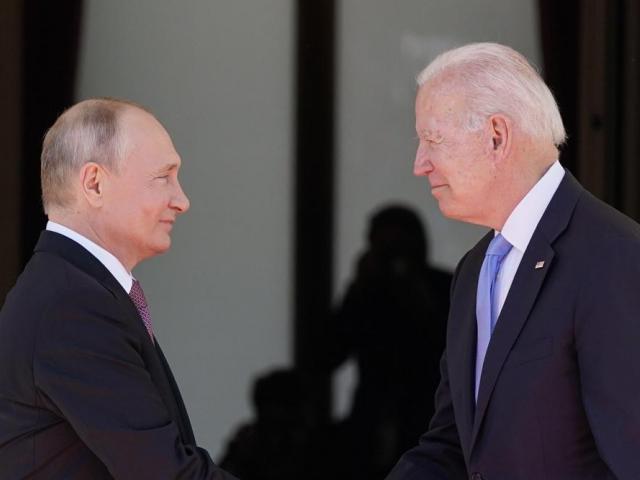 President Joe Biden and Russian President Vladimir Putin (AP Photo/Patrick Semansky, File)