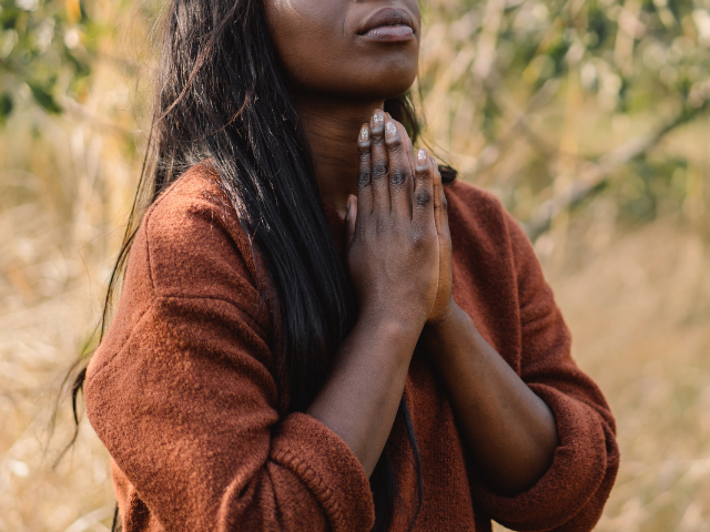 desperate woman praying