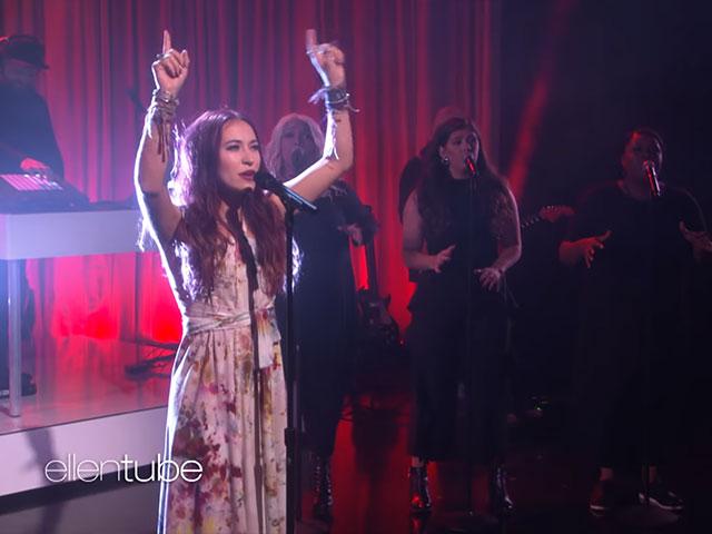 Lauren Daigle Takes Issue With the Label ‘Christian Artist’ | CBN News