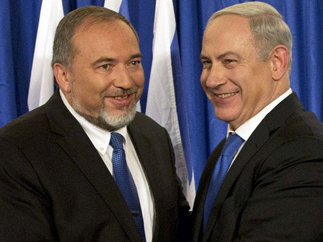 Defense Minister Avigdor Lieberman with Prime Minister Benjamin Netanyahu