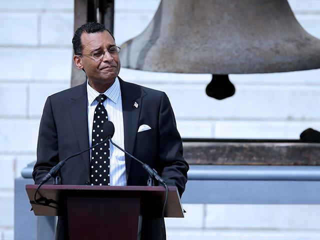 Pastor A.R. Bernard gives the invocation at the Let Freedom Ring ceremony at the Lincoln Memorial, Aug. 28, 2013, in Washington, to commemorate the 50th anniversary of Martin Luther King Jr. delivered his &quot;I Have a Dream&quot; speech (AP Photo/Carolyn Kaster)