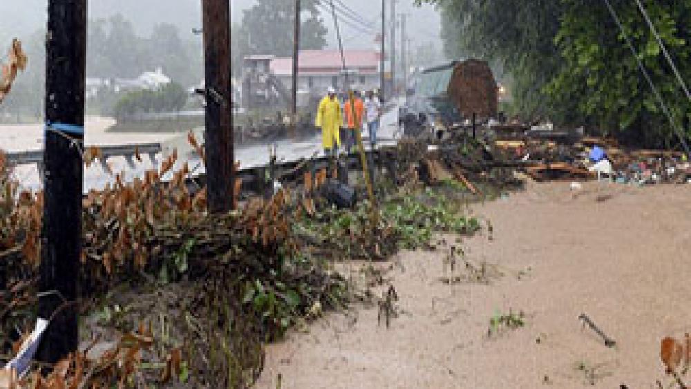 Inundaciones en West Virginia dejan más de 20 muertos  CBN News