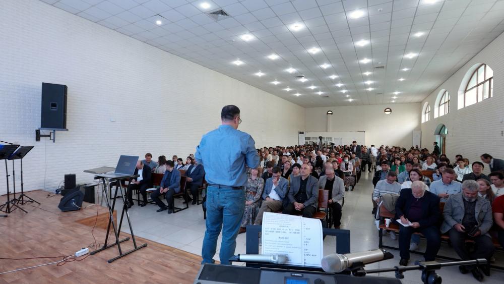 Mission Eurasia hosted a forum in Uzbekistan bringing together hundreds of passionate young Christian