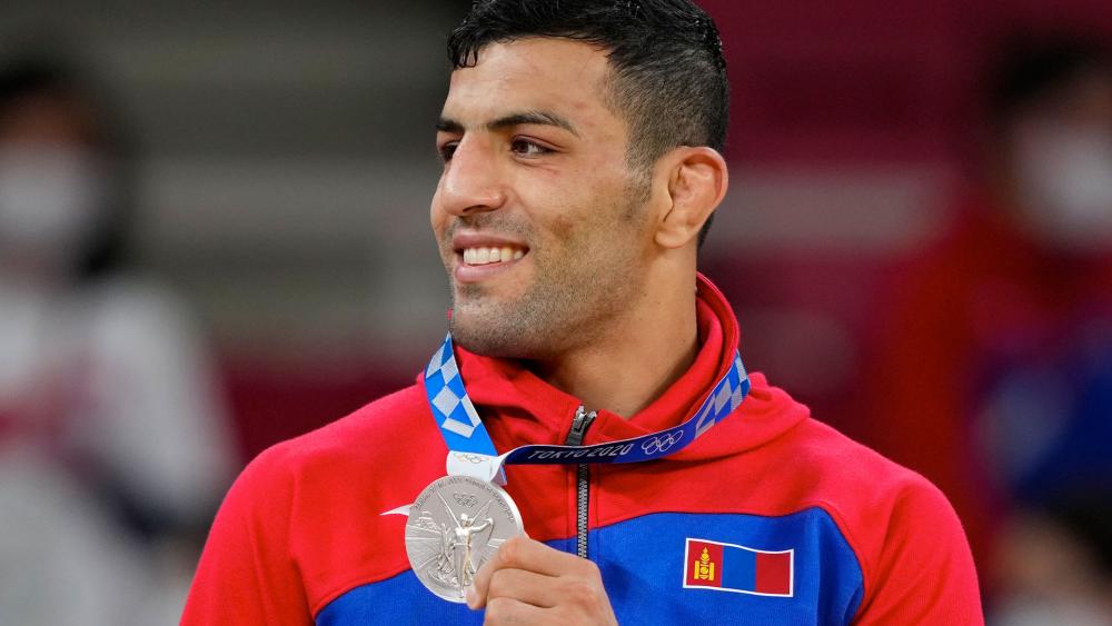 Iranian Defector Dedicates Olympic Judo Silver Medal to Israel