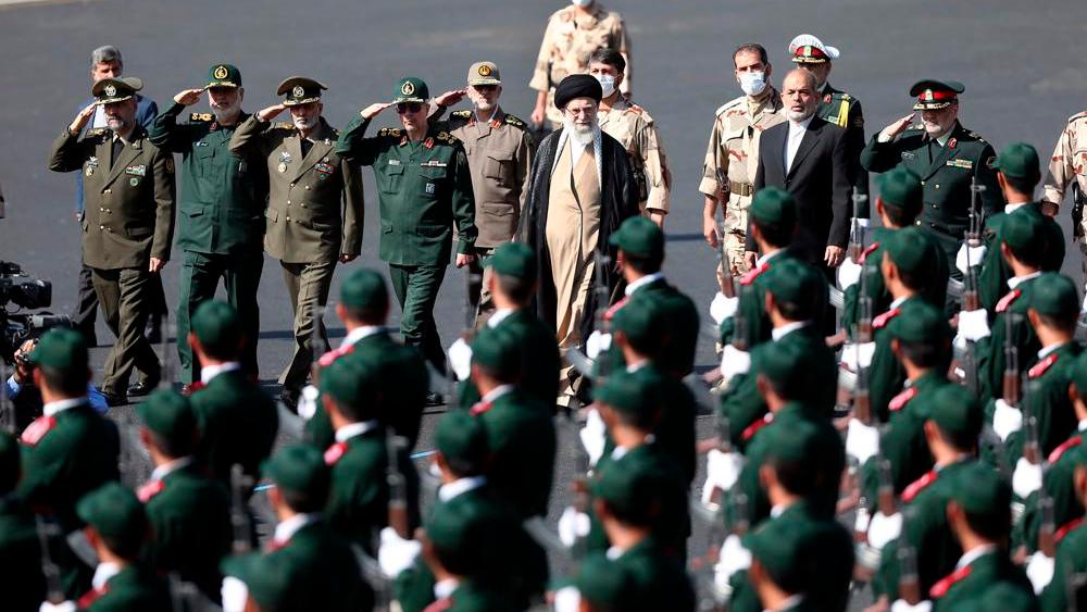 Ayatollah Ali Khamenei, Irán, lunes 3 de octubre de 2022. (Oficina del Líder Supremo iraní vía AP)