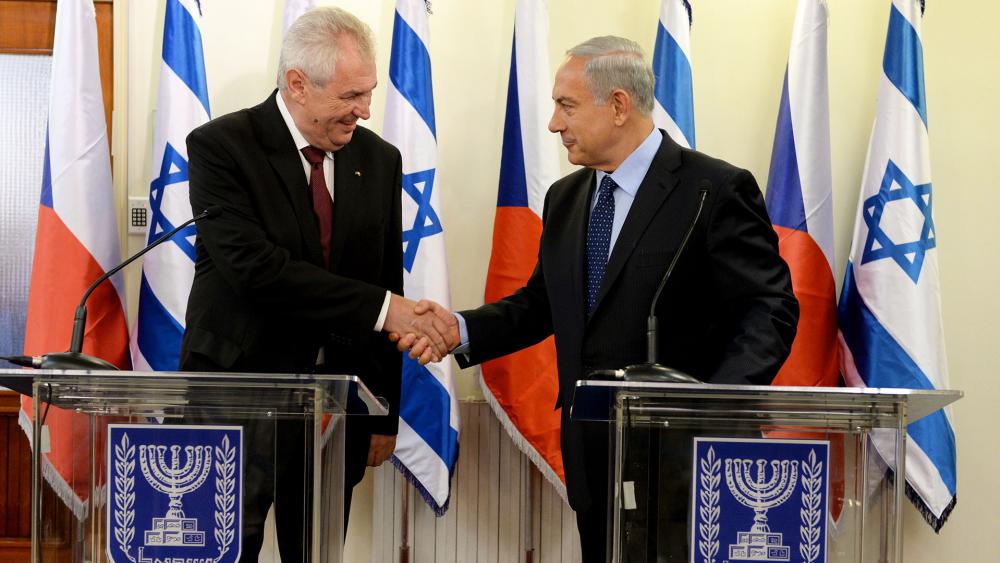 Prime Minister Benjamin Netanyahu with Czech President Milos Zeman, Photo, GPO, Kobi Gideon