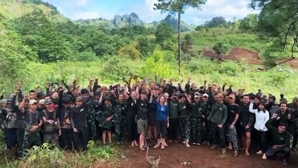 Dave Eubank and the Free Burma Rangers aid civilians in Myanmar