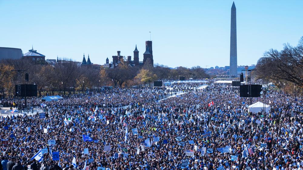 Crowds of supporters gather on the National Mall at the March for Israel on Tuesday, Nov. 14, 2023, in Washington. (AP Photo/Mark Schiefelbein)