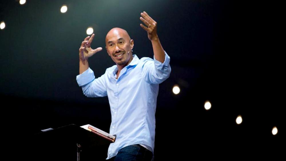 Francis Chan Leaving the US to Be International Missionary 'Be Fishers