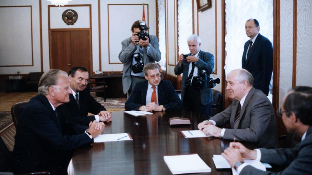 Mikhail Gorbachev meeting with evangelist Dr. Billy Graham (left) and Dr. Gregori Komendant, president of the Baptist Union (second from left), in 1992. The historic meeting opened the doors for the Gospel across Russia and nearby countries (Credit: BGEA)