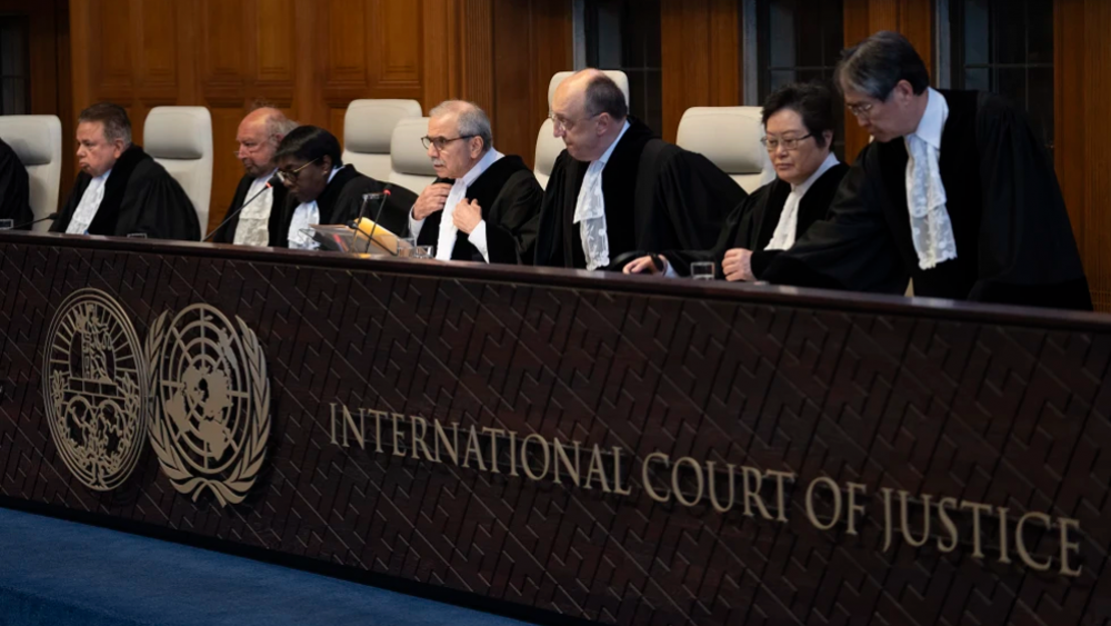 Jueces de la Corte Internacional de Justicia en sesión en La Haya, Holanda, el martes 30 de abril de 2024. (Foto AP/Peter Dejong)