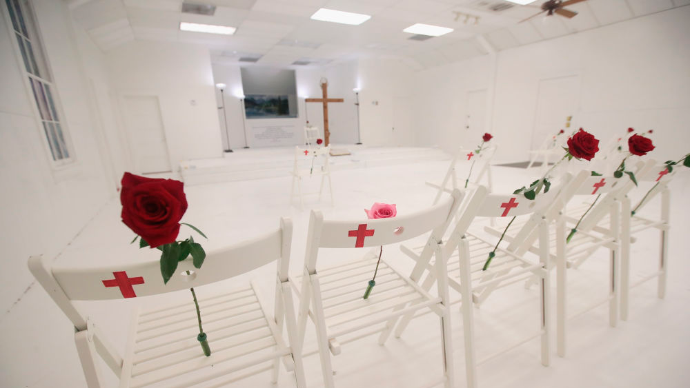 Iglesia donde murieron 26 personas en un tiroteo en Texas será demolida |  CBN News