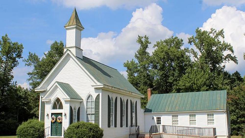 Iglesias desde Massachusetts a Nueva Jersey luchan por la reapertura de sus  templos | CBN News