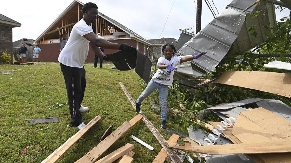 23 Tornadoes Slash The South, Taking Lives And Wrecking Homes - States ...