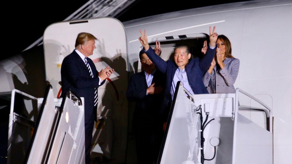 President Trump Greets 3 Freed Americans, Photo, CBN News, Mario Gonzalez