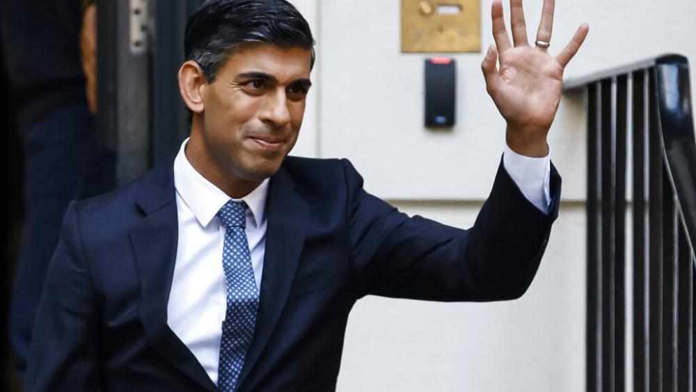 Rishi Sunak leaves the Conservative Campaign Headquarters in London, Monday, Oct. 24, 2022. Sunak will become the next Prime Minister after winning the Conservative Party leadership contest. (AP Photo/David Cliff)