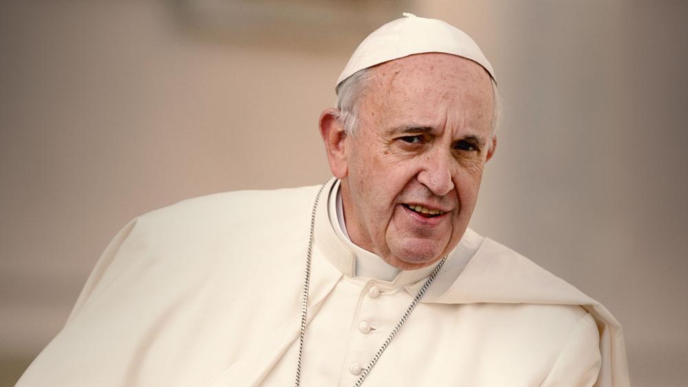 Pope Francis Enacting Change To Lord S Prayer Lead Us Not Into Temptation Cbn News