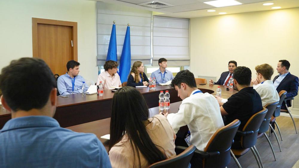Former Israeli U.N. Ambassador and Knesset member Danny Danon hosts North American students in Israel to learn more about fighting antisemitism on campus.