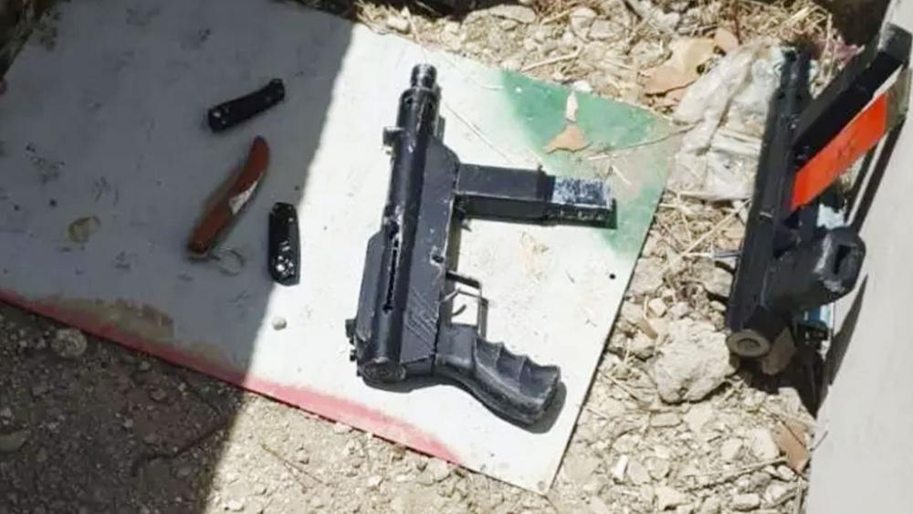 Weapons seized by Israeli Border police after terror attack. May 7, 2021. Photo Credit: Border Police